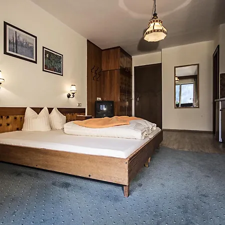 Konukevi Laerchenhof 3*